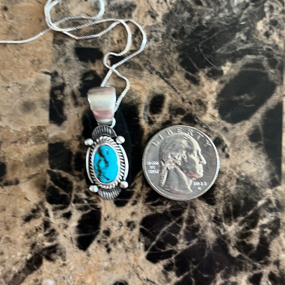 turquoise stone necklace - Picture 4 of 4